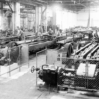 Valores y tradición: BENTELER produce por primera vez tubos estirados.