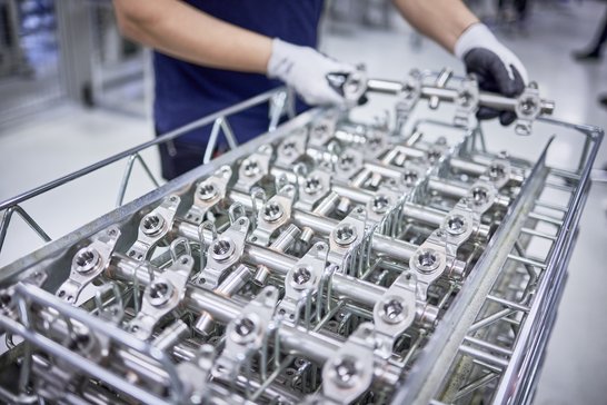 BENTELER Automotive Produktion: Kraftstoffverteiler 